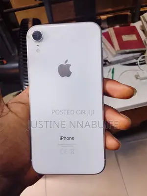 Apple iPhone XR 64 GB White