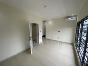 4bdrm Townhouse / Terrace in Maitama for rent
