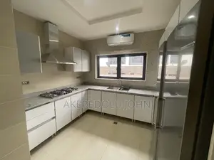 4bdrm Townhouse / Terrace in Maitama for rent