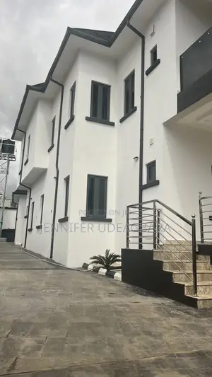 2bdrm Apartment in H And J Estate, Galadimawa for rent