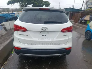Hyundai Santa Fe 2015 White