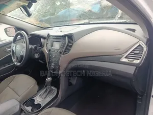 Hyundai Santa Fe 2015 White