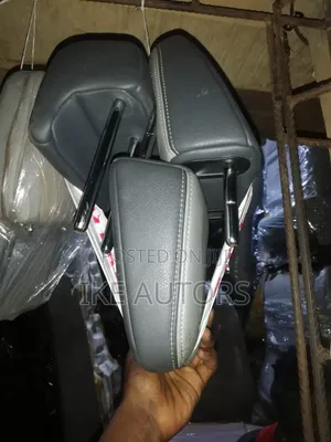 Back Seats Headrest Rev4 2016 to 2018