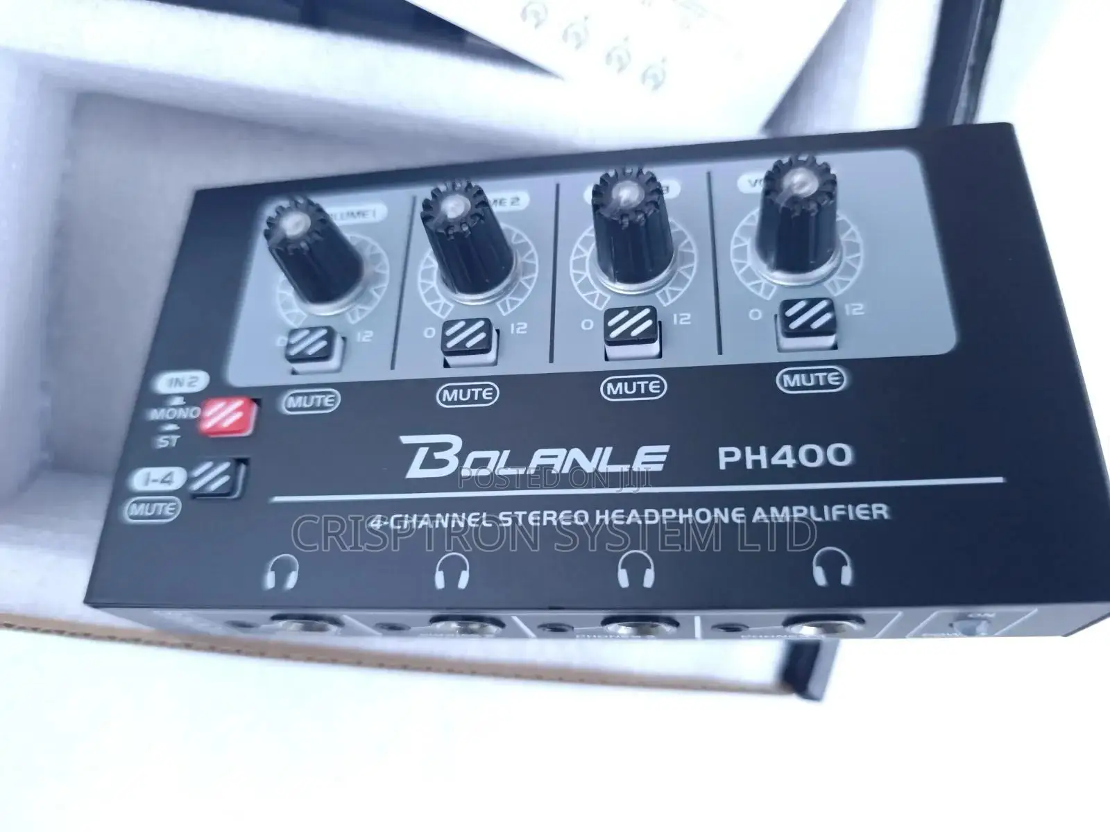 Bolanle PH400 4CH. Headphone Amplifier