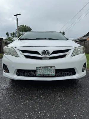 Toyota Corolla 2012 White