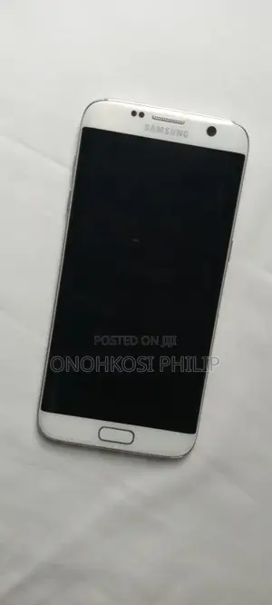 Samsung Galaxy S7 edge 32 GB White