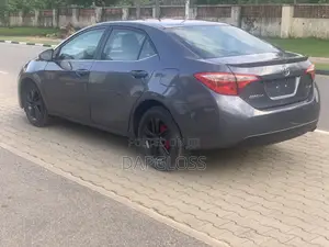 Toyota Corolla 2016 Gray