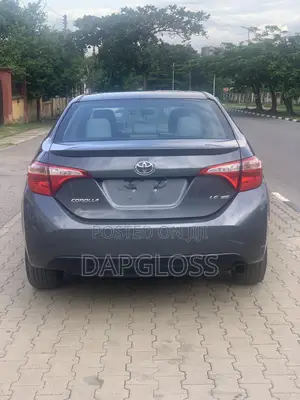 Toyota Corolla 2016 Gray