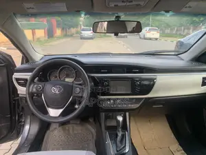 Toyota Corolla 2016 Gray