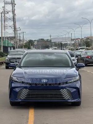 Toyota Camry XLE 2025 Blue