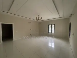3bdrm Block of Flats in Maitama for rent