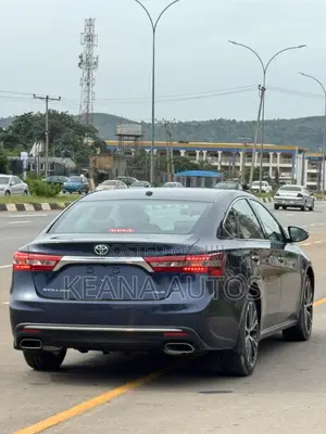 Toyota Avalon XLE (3.5L 6cyl 6A) 2018 Blue