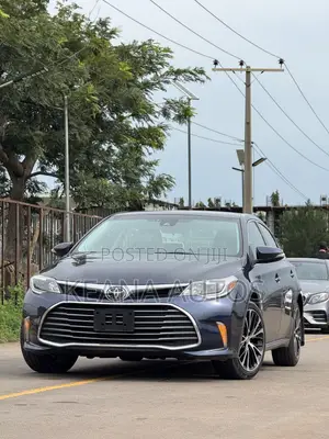 Toyota Avalon XLE (3.5L 6cyl 6A) 2018 Blue