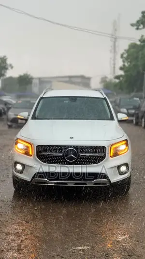 Mercedes-Benz GLB-Class GLB 250 4MATIC 2021 White