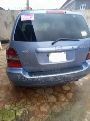Toyota Highlander V6 AWD 2004 Blue