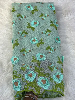 Big Chantilly Lace