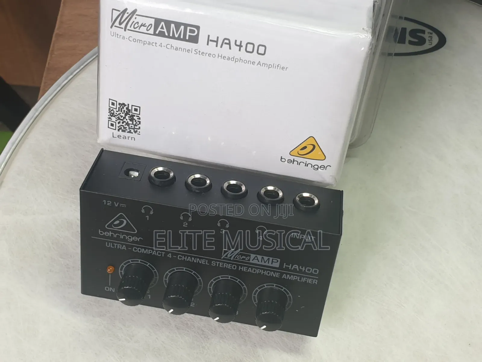 Behringer MicroAMP HA400