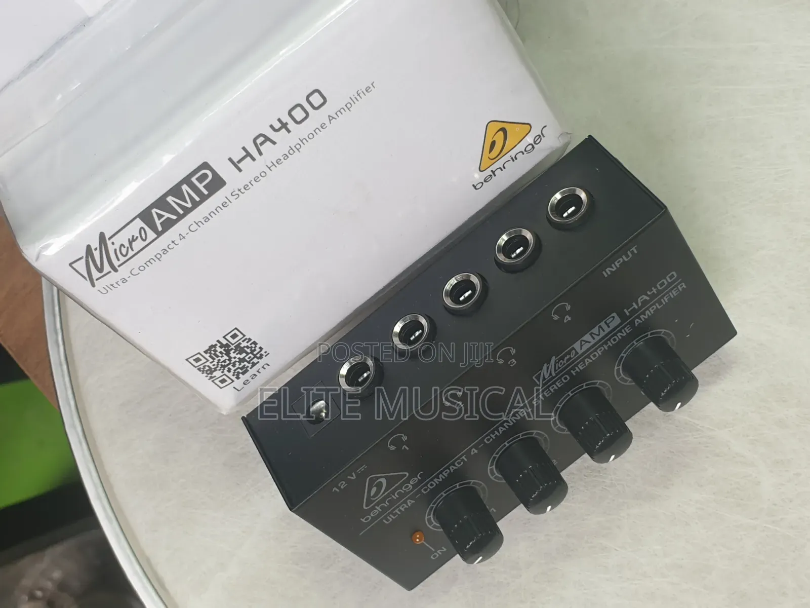 Behringer MicroAMP HA400