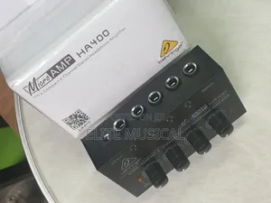 Behringer MicroAMP HA400