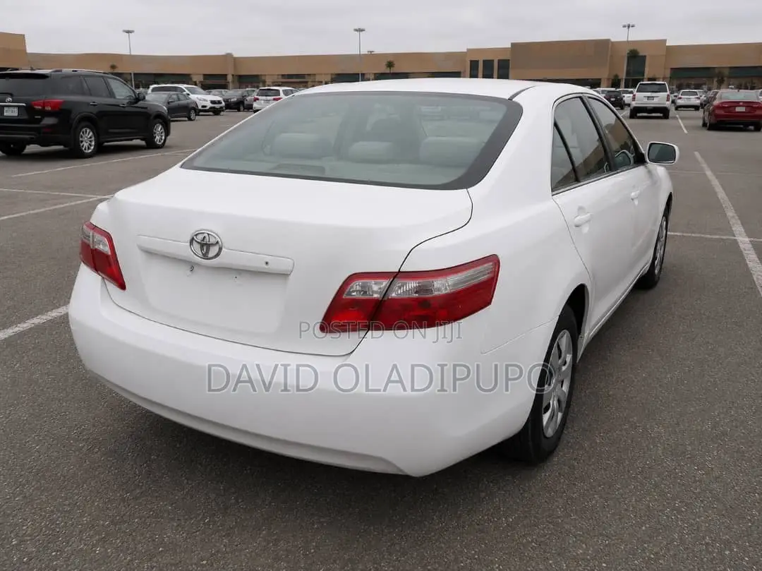 Toyota Camry 2009 White
