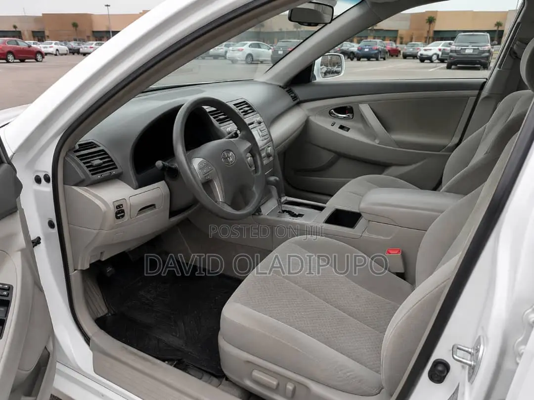 Toyota Camry 2009 White