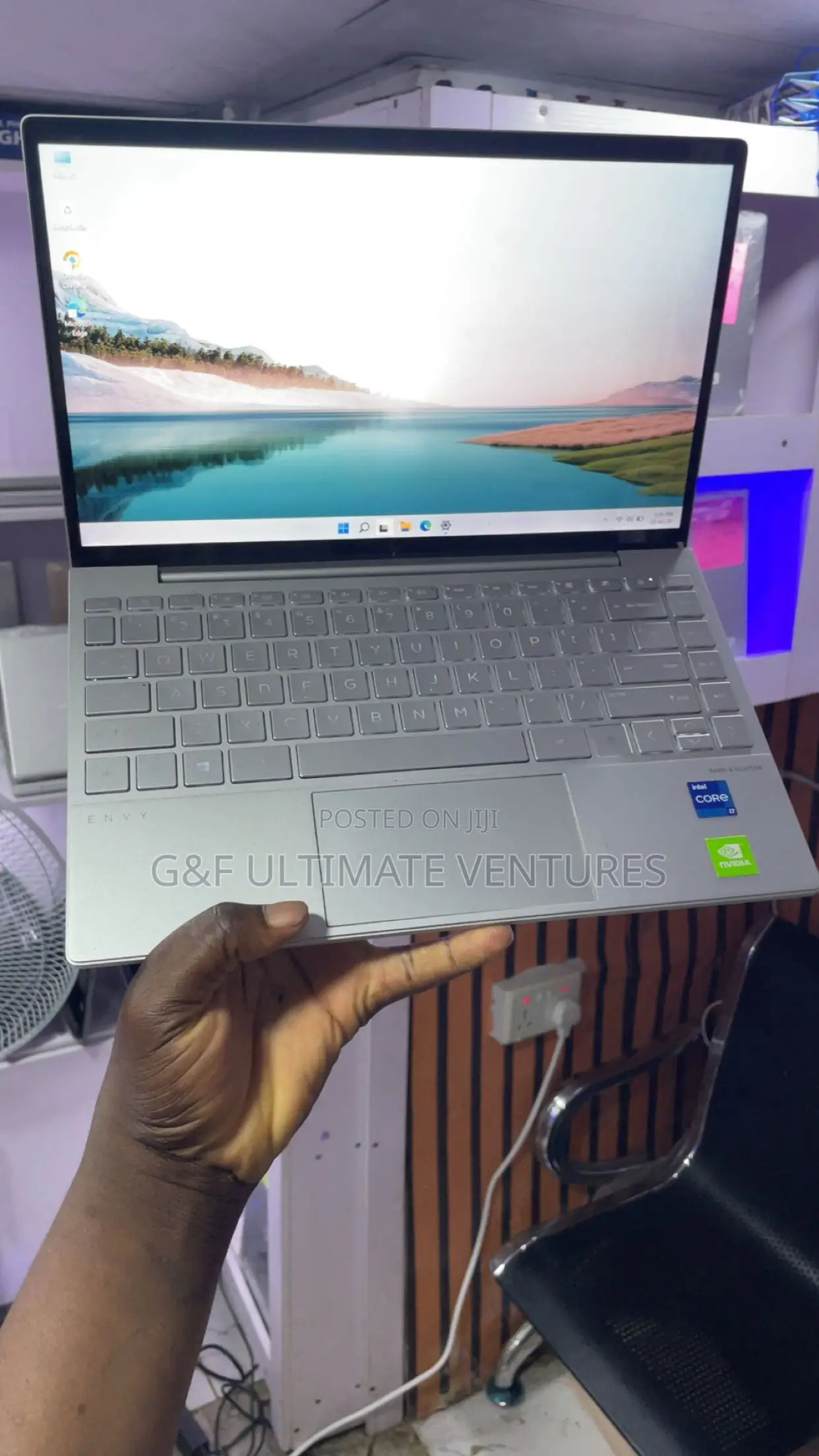 New Laptop HP Envy 13-ba 16GB Intel Core i7 SSD 512GB