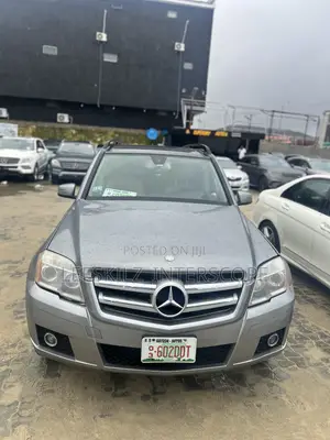 Mercedes-Benz GLK-Class 2011 Gray