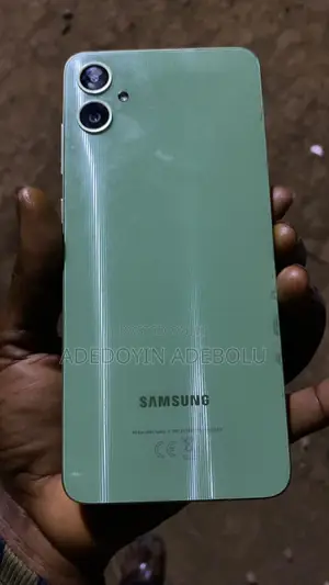 Samsung Galaxy A05 64 GB Green