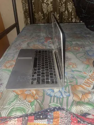 Laptop Apple MacBook Pro 2015 8GB Intel Core i5 SSD 512GB