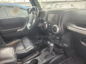 Jeep Wrangler Rubicon 2012 Black