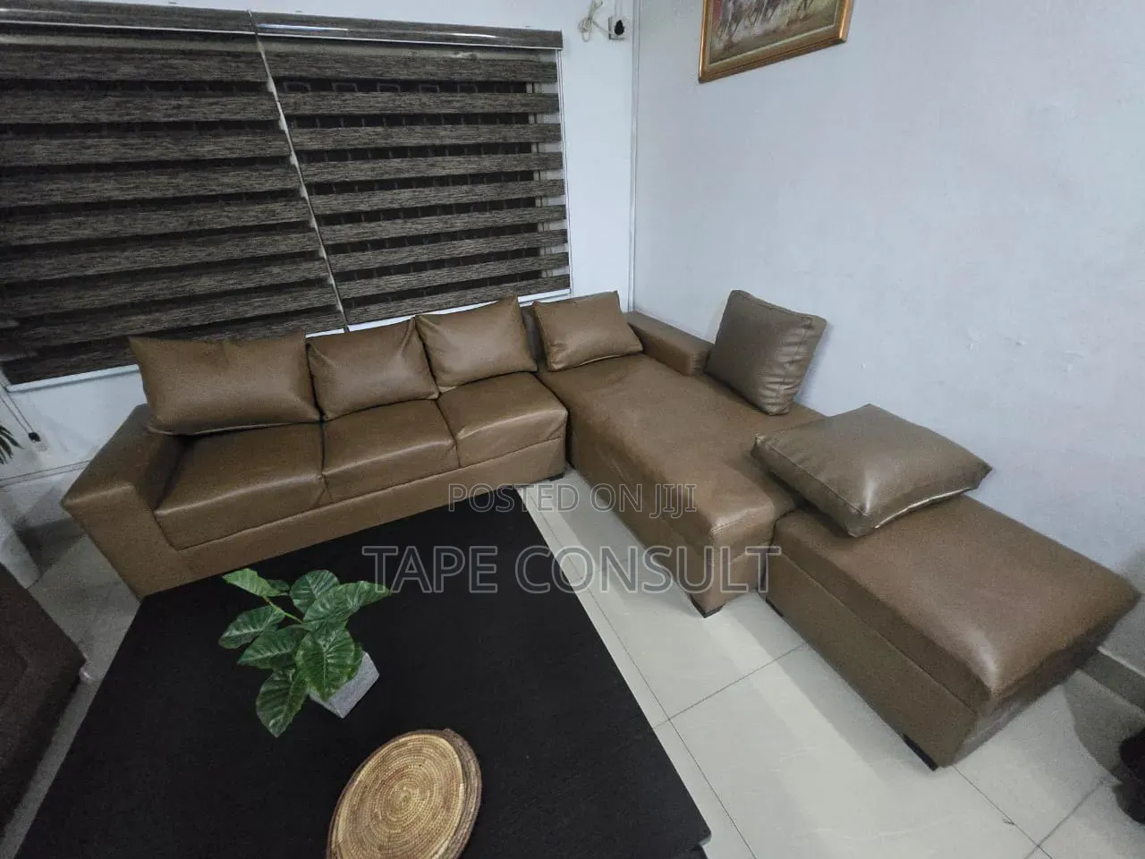 Quality Leather Set of Sofa With Table