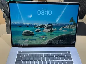 Laptop Apple MacBook Pro 2019 64GB Intel Core i9 SSD 1T