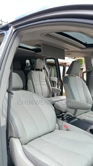 Toyota Sienna 2010 Gray