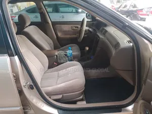 Toyota Camry 2002 Gold
