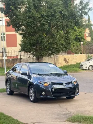 Toyota Corolla LE Premium 4dr Sedan (1.8L 4cyl CVT) 2015 Gray