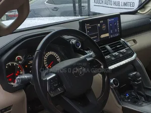 Toyota Land Cruiser 2023 Black