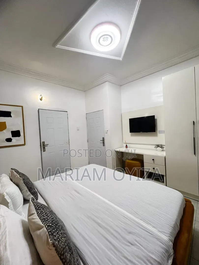 2 Bedroom Shortlet Apartment