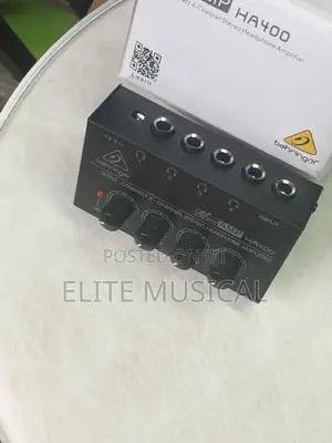 Behringer MicroAMP HA400