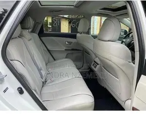 Toyota Venza 2010 White