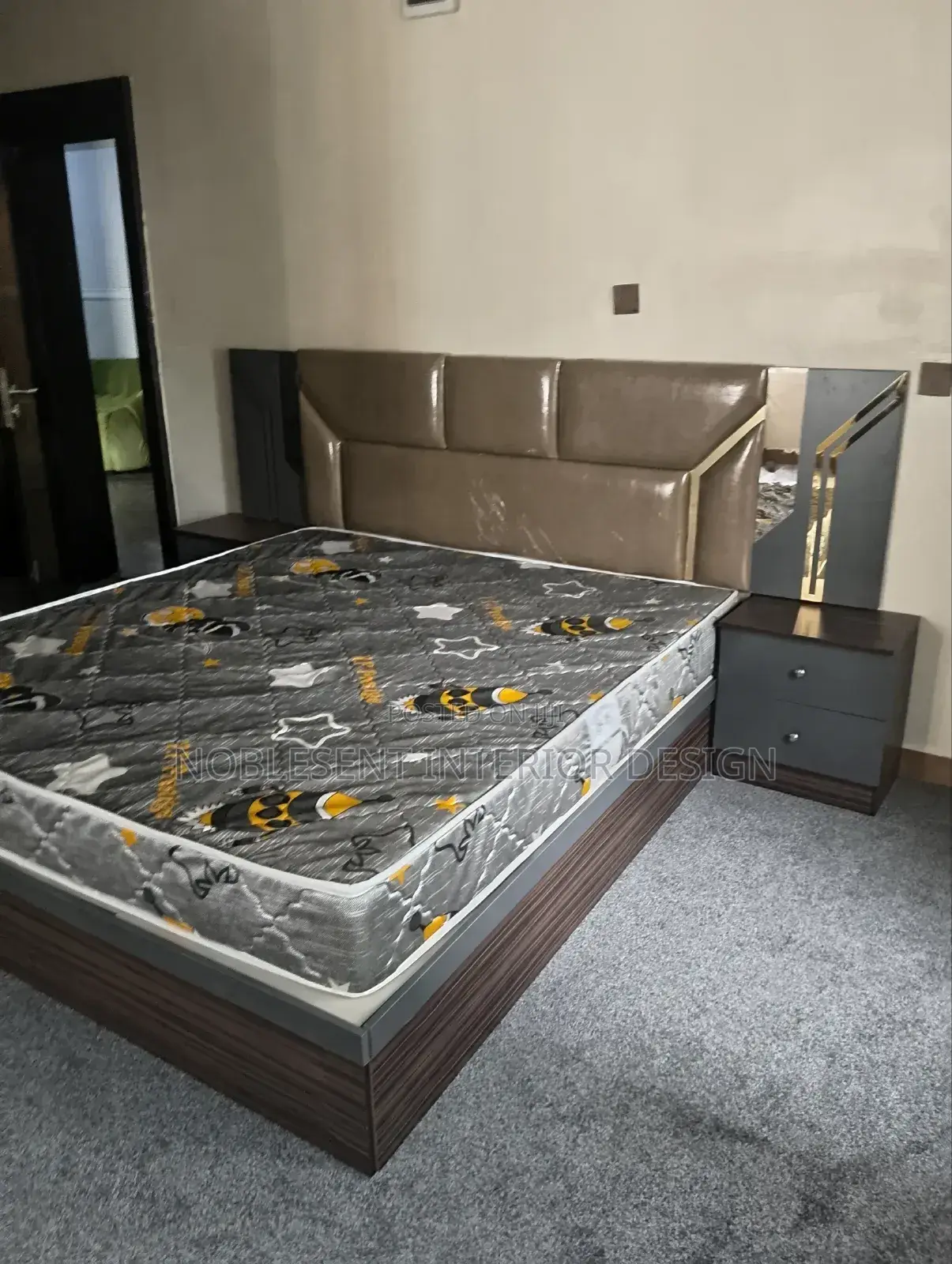 Noblesent Interior=salem Bedframe