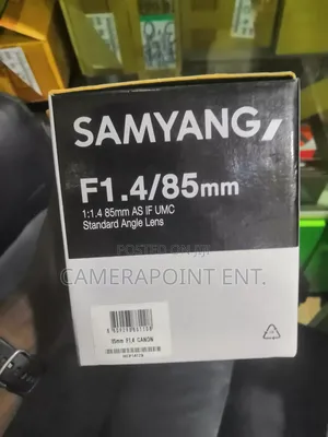 Samyang 85mm Lens F1.4