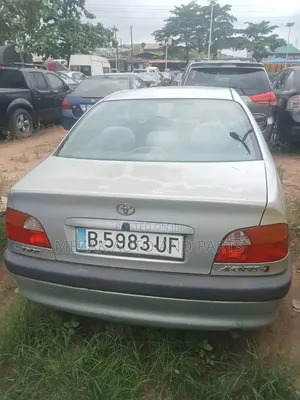 Toyota Avensis 2.0 D Verso 2002 Silver