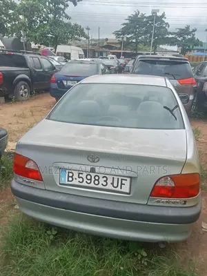 Toyota Avensis 2.0 D Verso 2002 Silver