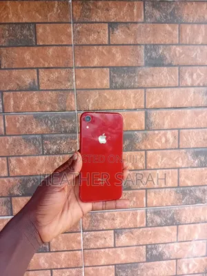 Apple iPhone XR 64 GB Red
