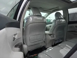 Toyota Venza 2012 Silver
