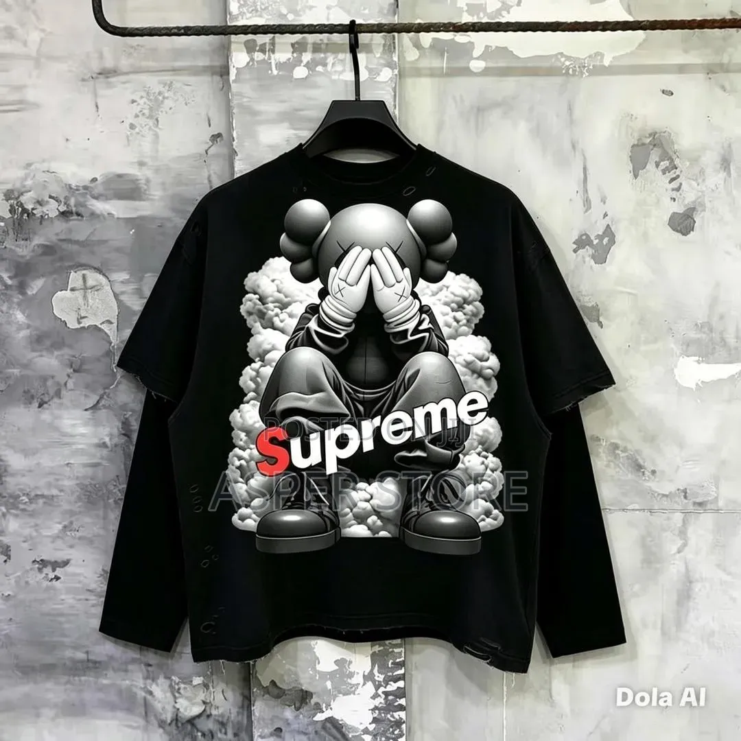 Well Branded Designer Double Hand Top