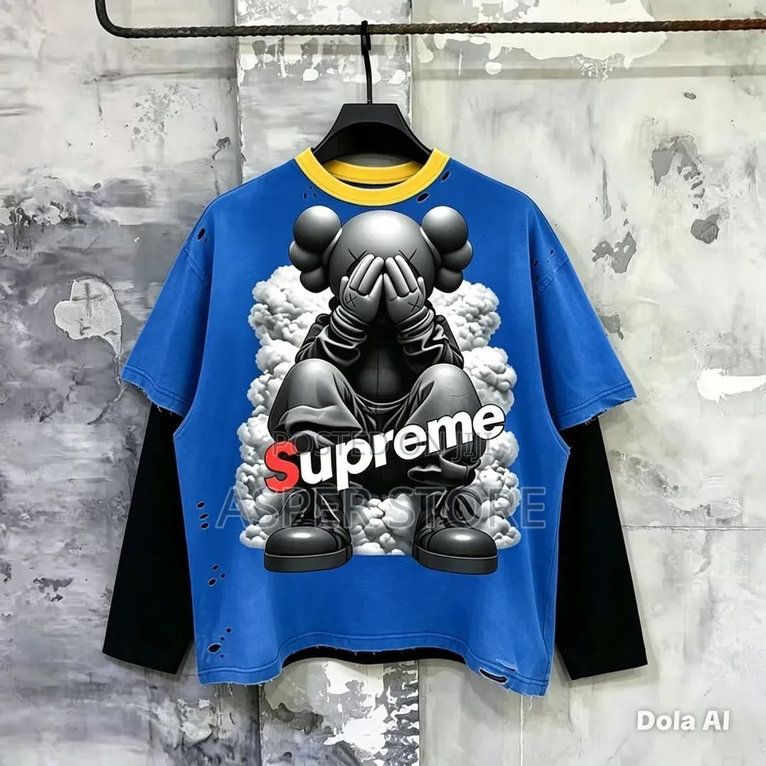 Well Branded Designer Double Hand Top