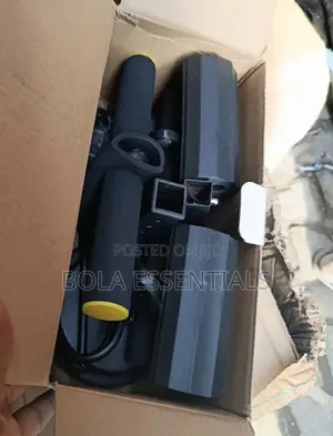 Sit Up Suction Bar With Robe