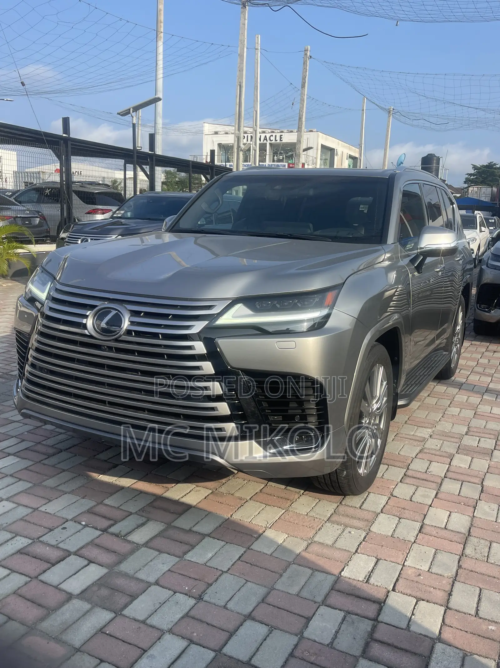 Lexus LX 600 2023
