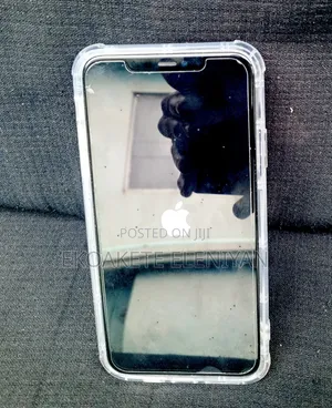 Apple iPhone 11 Pro Max 64 GB Green